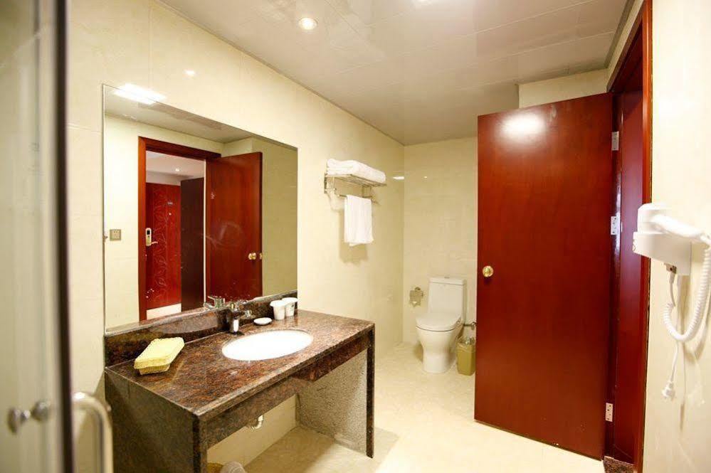 Greentree Inn Guangdong Shantou Jinhu Road Business Hotel Exterior photo